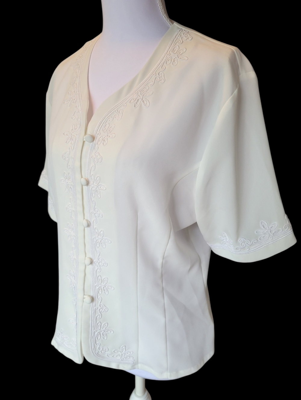 Vintage Worthington White/Off White Embroidered Button Up Short Sleeve Blouse - Picture 3 of 7
